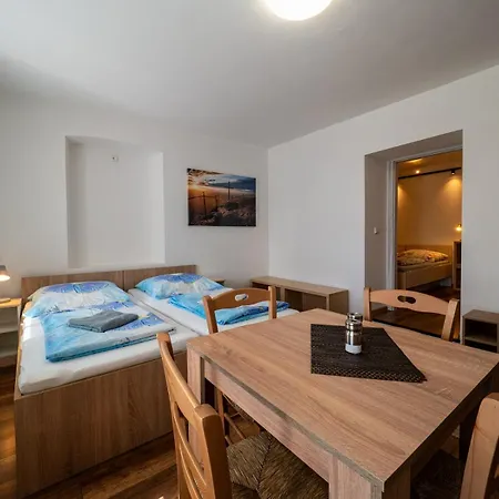 Pod Palicnikem Appartement